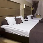 麦酒店 3*