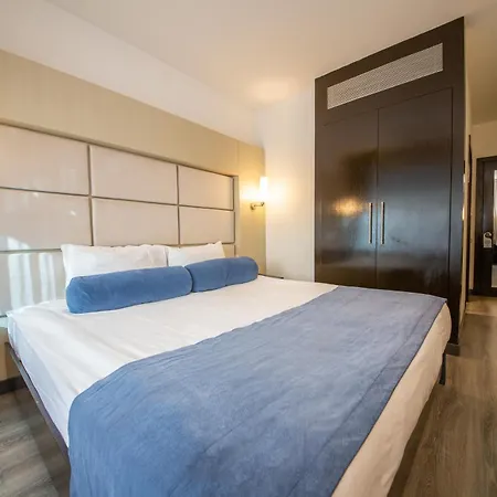 Hotel My 3*