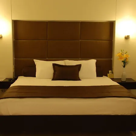 Hotel My